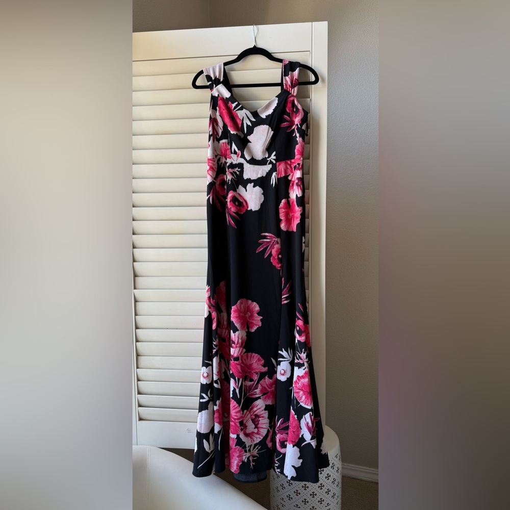 Eva Mendes for New York & Company Black and Pink Floral Maxi Dress